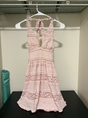 Discovery Light Pink Lace Halter Dress